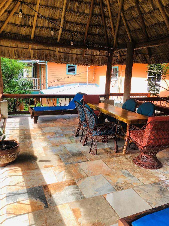 Coral Cove Inn Maya Beach Luaran gambar